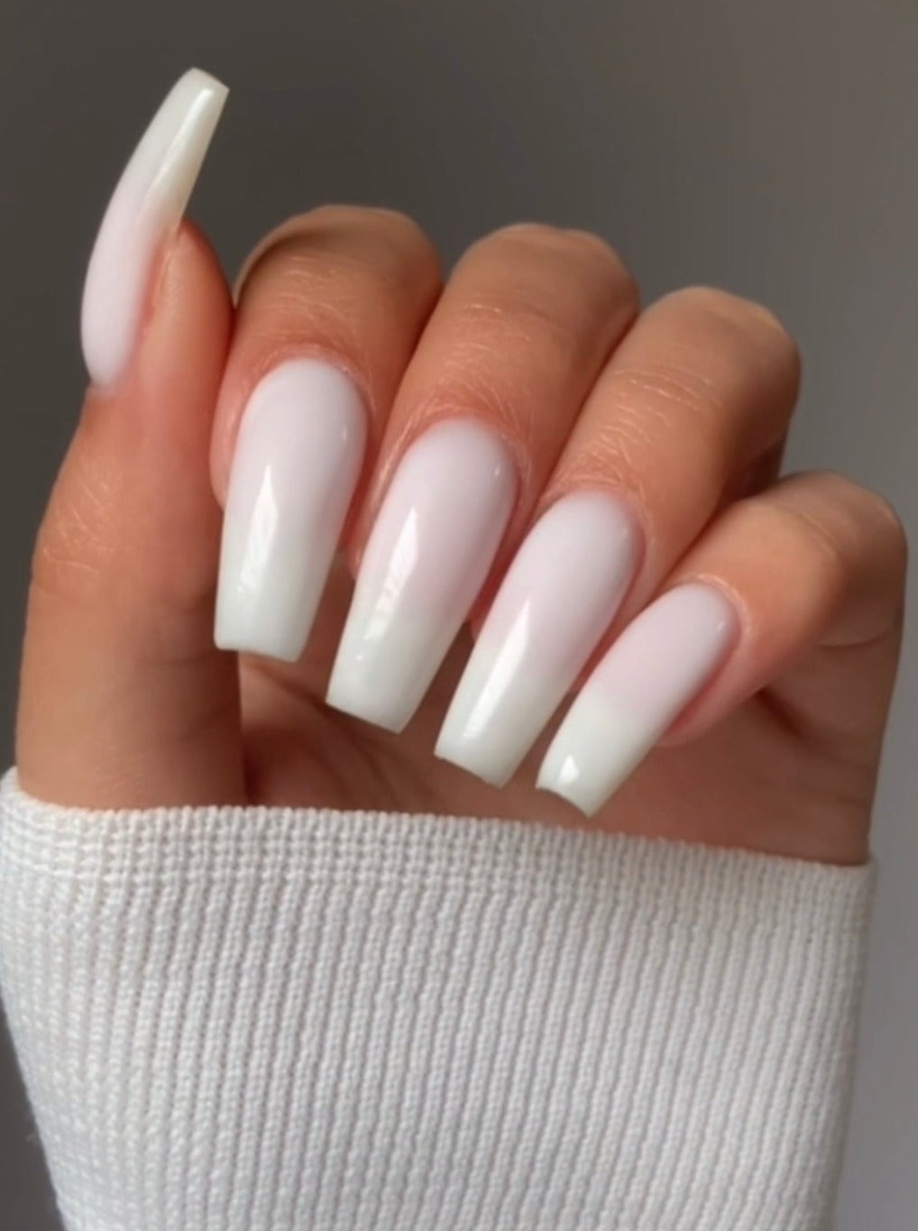 White Nail Colors & Inspiration For All 4 Seasons | White acrylic nails,  Short acrylic nails, Pretty nail colors