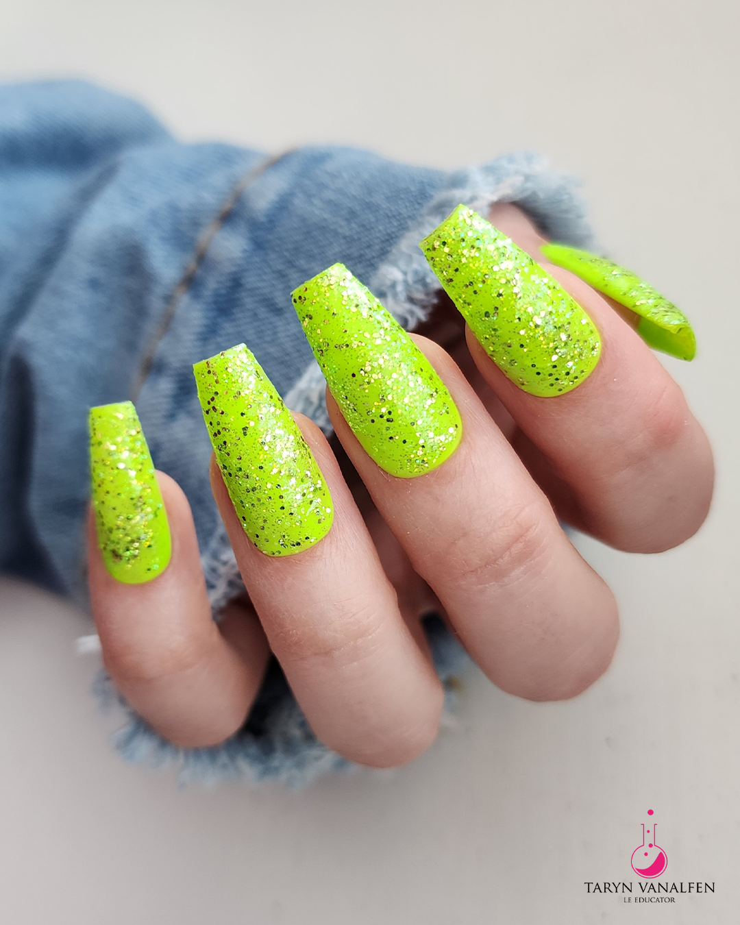 P+ Groovy Green Gel Polish 10 ml