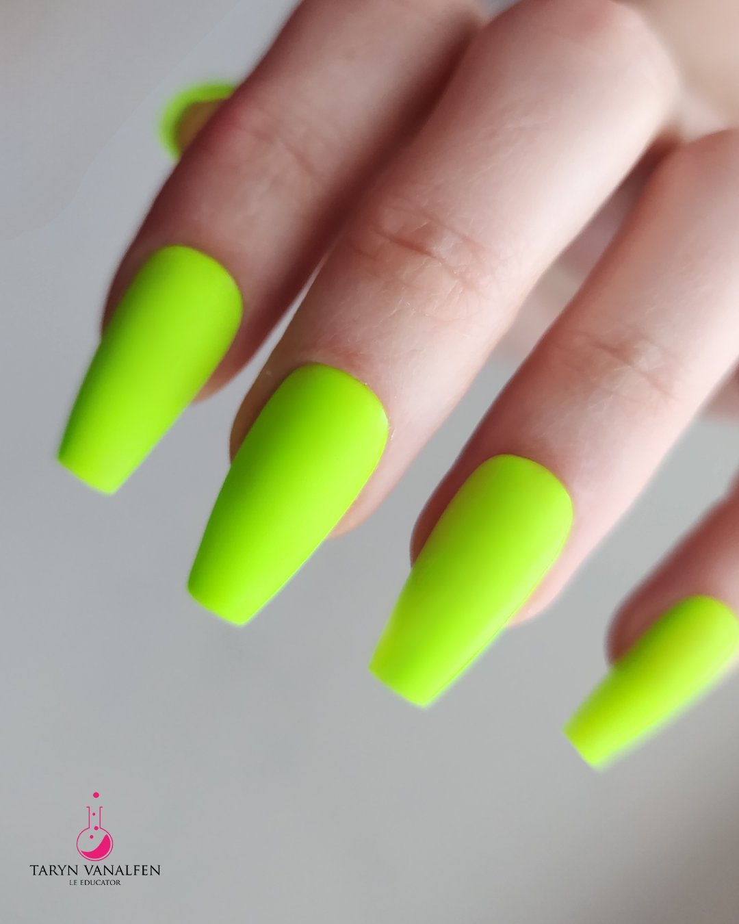 P+ Groovy Green Gel Polish 10 ml