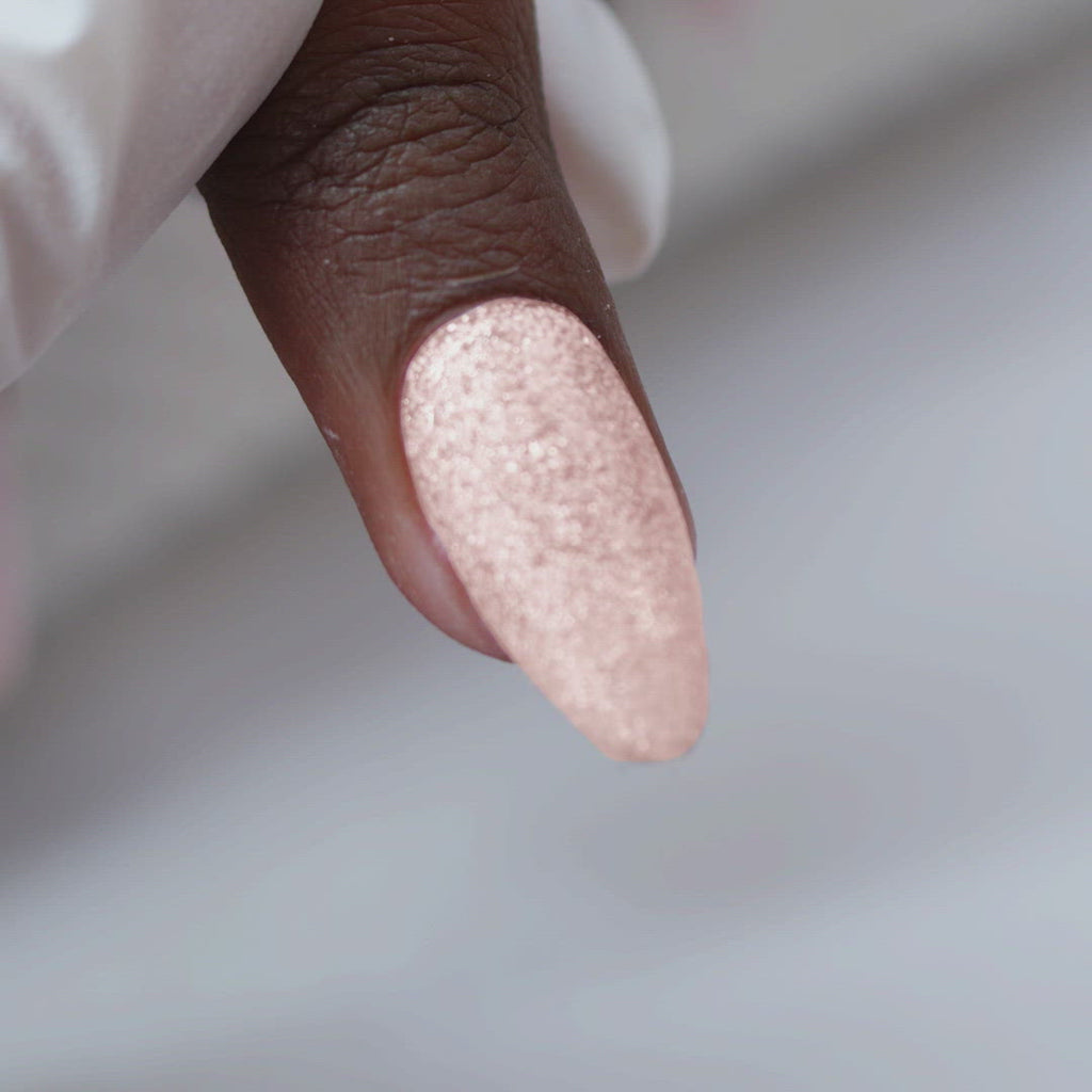 Monet All-Day UV/LED Glitter Gel, 17 ml.