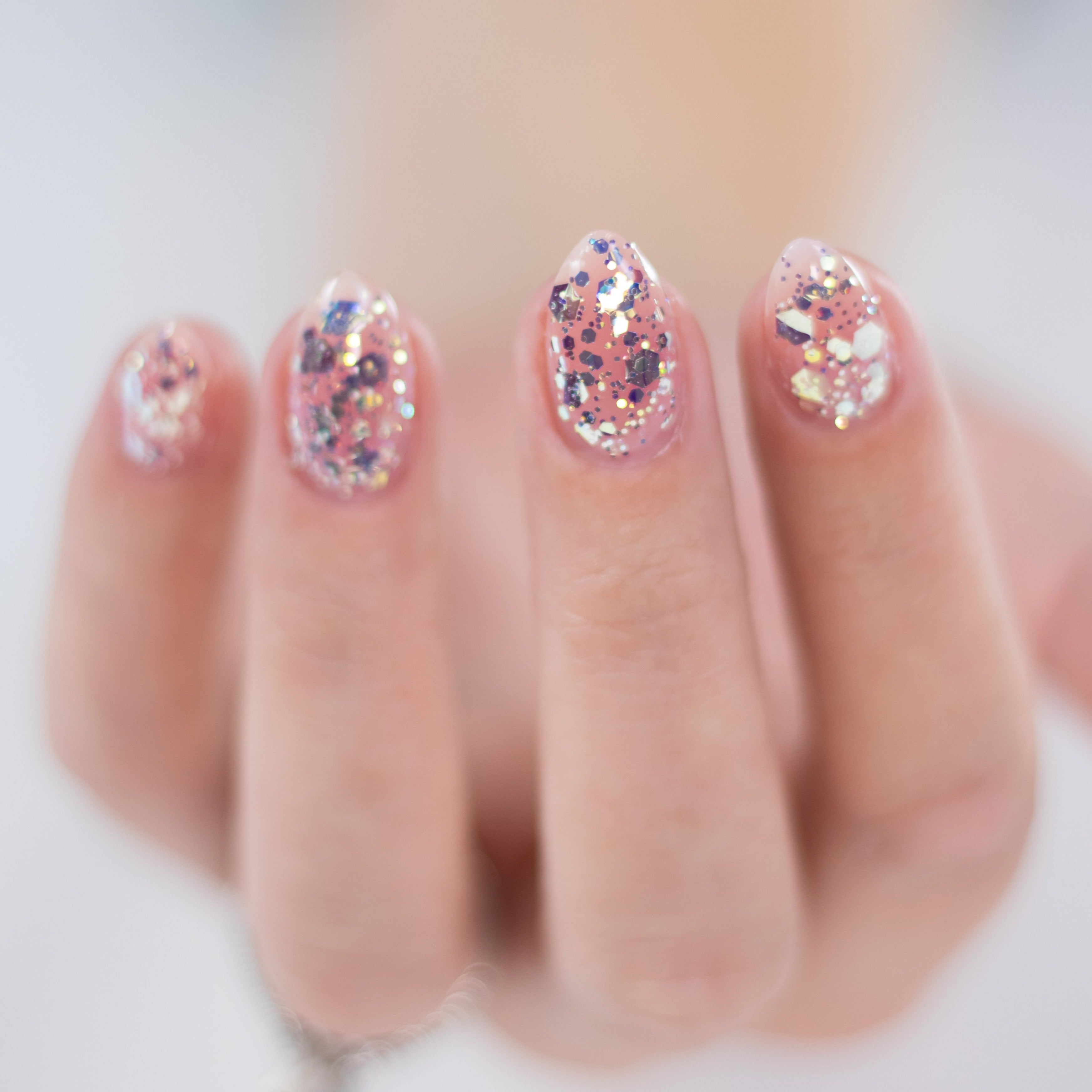 P+ Sparkles or Sequins? Glitter Gel Polish, 15 ml.