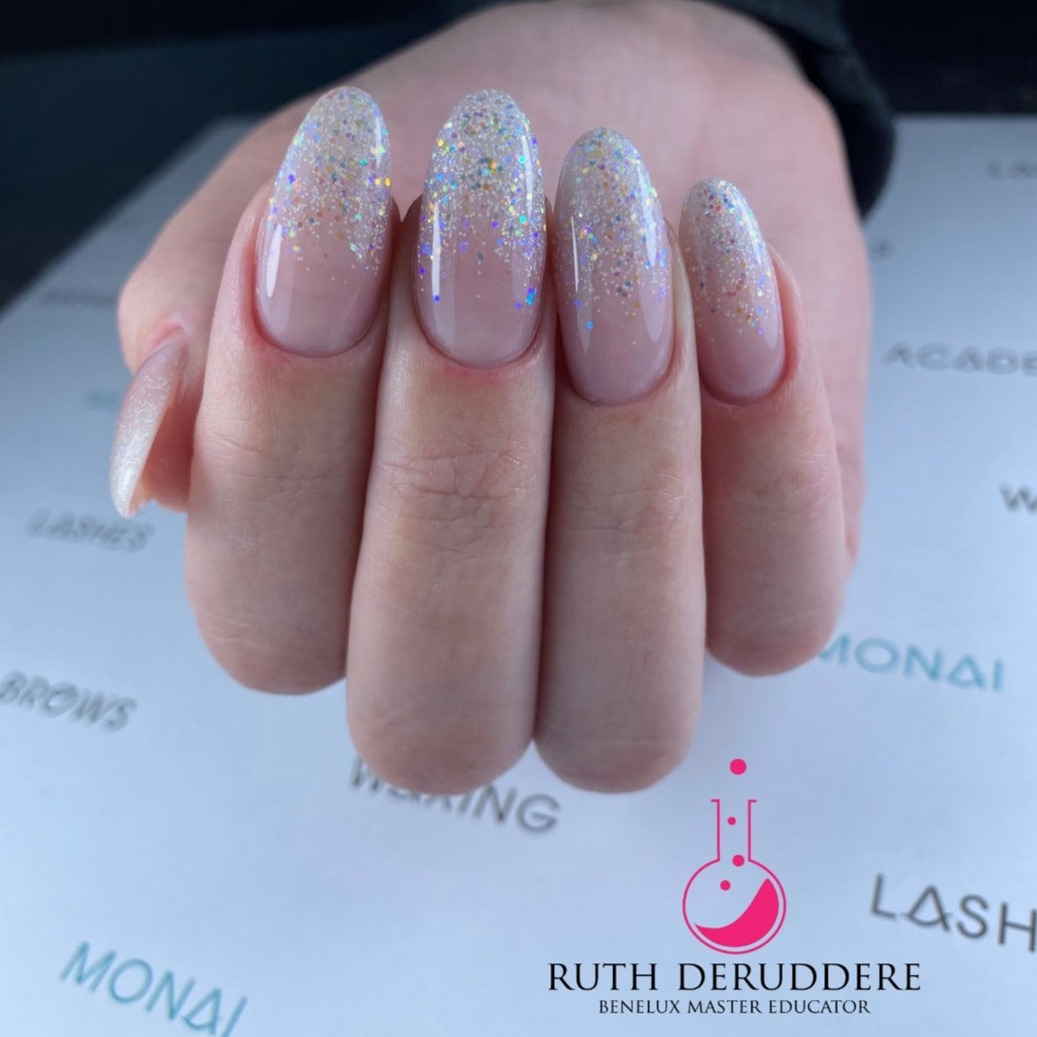 On the Rocks UV/LED Glitter Gel